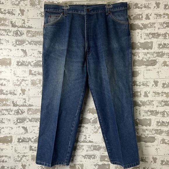 Vtg Levis 557 Levi’s For Cowboys USA Made Jeans 40x27 Faded Blue Cropped‎ - Picture 1 of 15